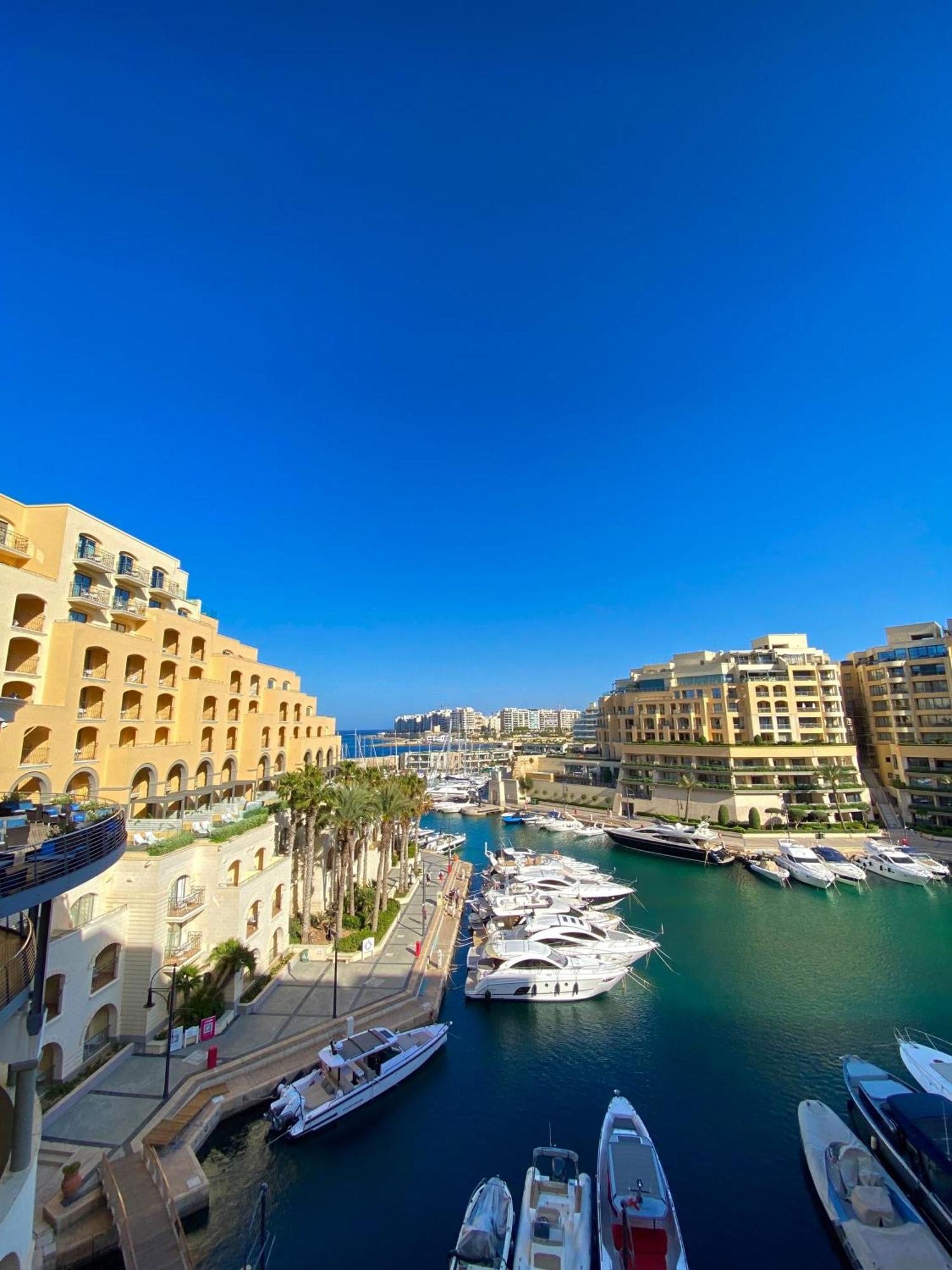 Tigne Sliema Three Bedrooms Apartment Exterior foto